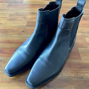 Zara Leather Chelsea Boots